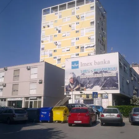 Apartment Two Air - Con