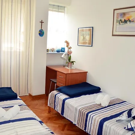 아파트 Two Air - Con